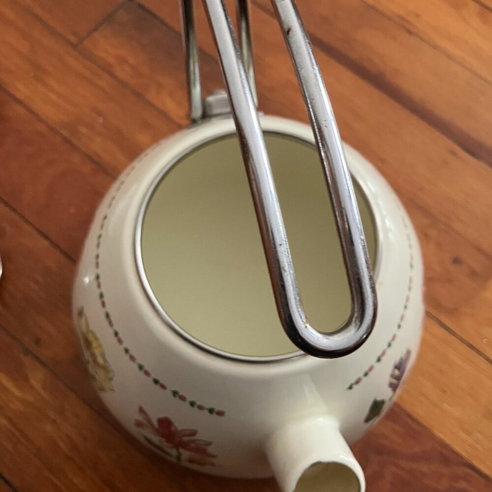 3 QT Enamel Steel Tea Kettle Tea Pot VINTAGE FLORAL GARDEN Made in Thailand - Picture 10 of 11